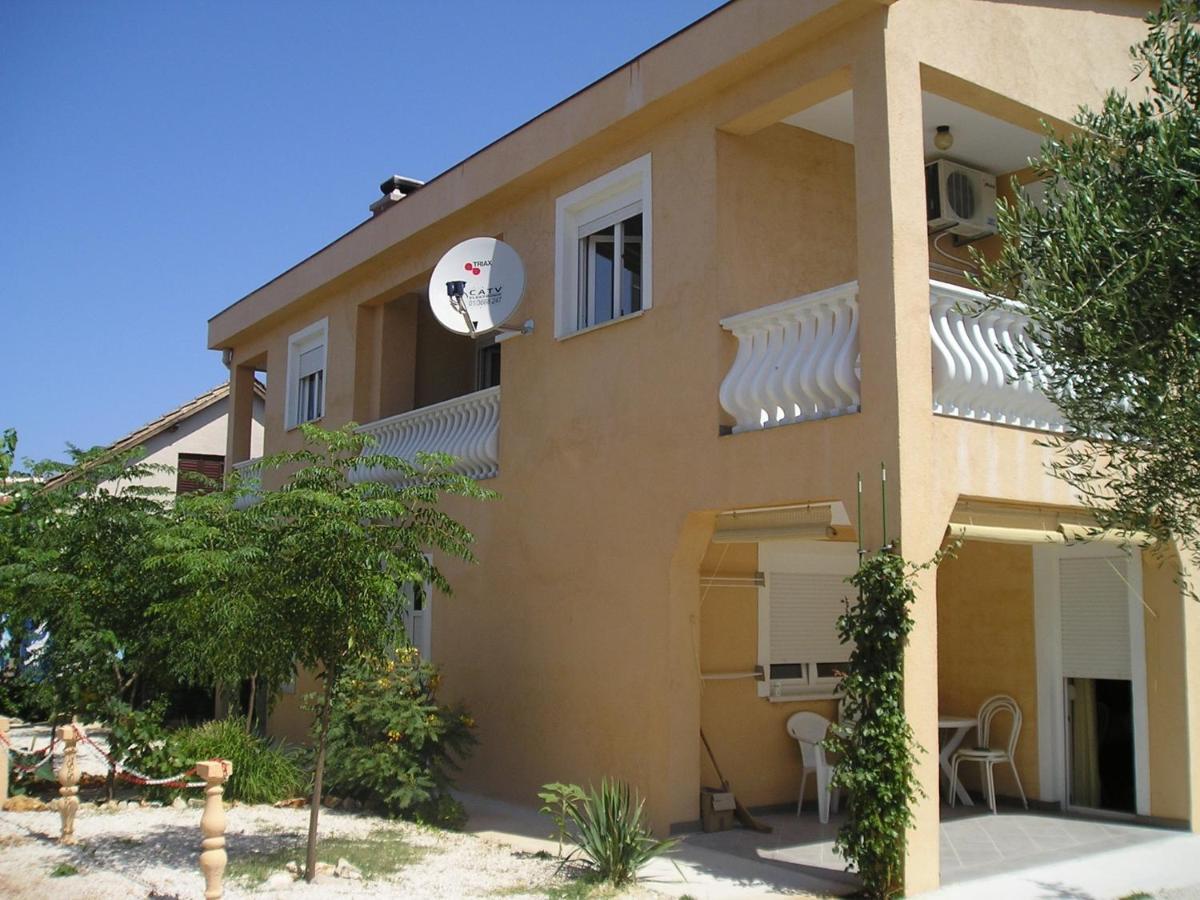 Apartment Vir 13686B Buitenkant foto